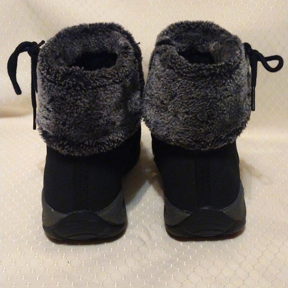 Women's Easy Spirit Elements Cuffed Winter Boots Sz. 6.5 - Picture 3 of 8